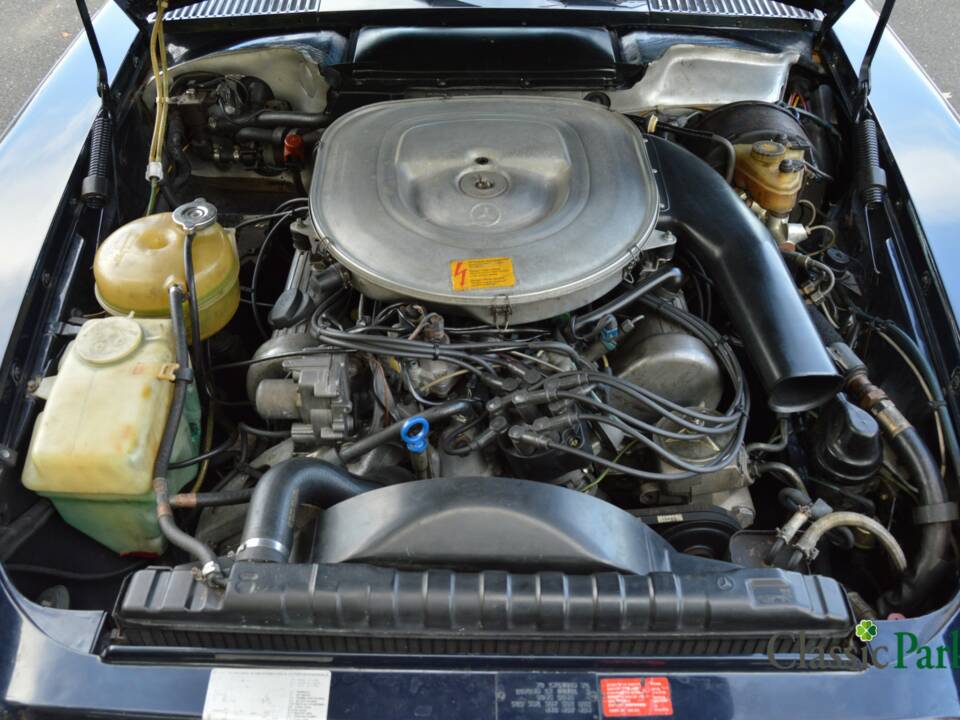 Image 15/50 de Mercedes-Benz 380 SL (1982)