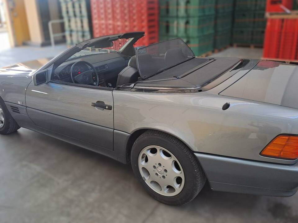 Image 43/50 de Mercedes-Benz 300 SL-24 (1992)