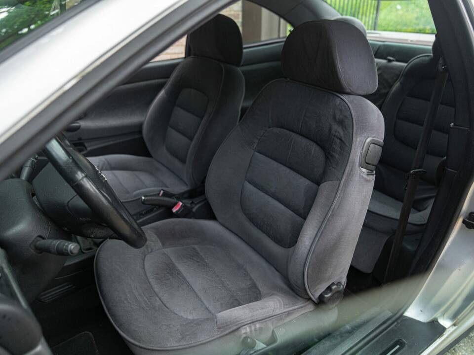 Imagen 22/48 de Peugeot 406 Coupé 2.0 16V (2000)