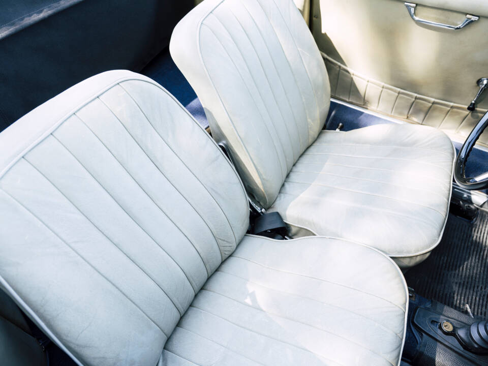 Immagine 14/26 di Porsche 356 B 1600 Super (1962)