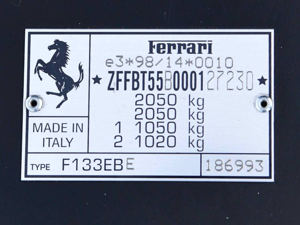 Imagen 17/50 de Ferrari 575 Maranello F1 (1900)