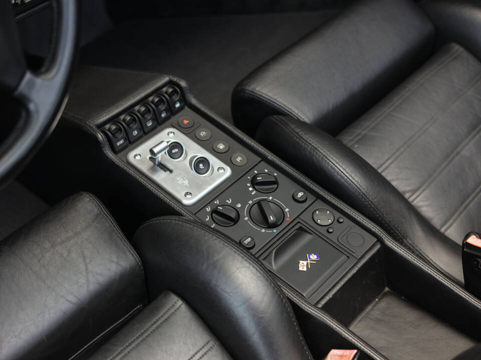 Immagine 71/76 di Ferrari F 355 F1 GTS (1997)