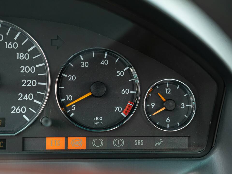 Image 50/50 of Mercedes-Benz SL 320 (1995)