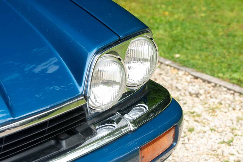 Image 40/50 of Jaguar XJS 4.0 Celebration (1994)