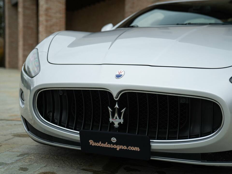 Afbeelding 32/50 van Maserati GranTurismo S (2009)