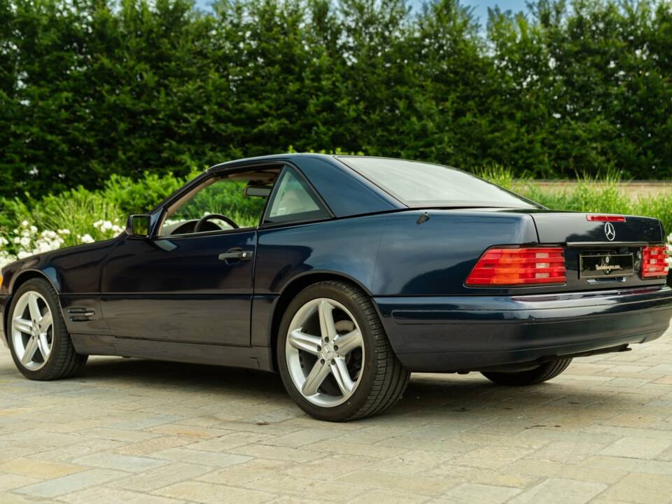 Image 15/50 de Mercedes-Benz SL 500 (1998)