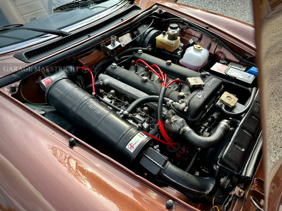 Image 56/100 of Alfa Romeo 2000 Spider Veloce (1980)