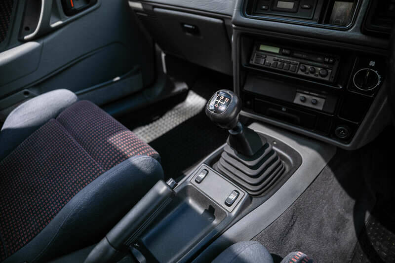 Image 22/50 of Ford Sierra RS Cosworth (1986)