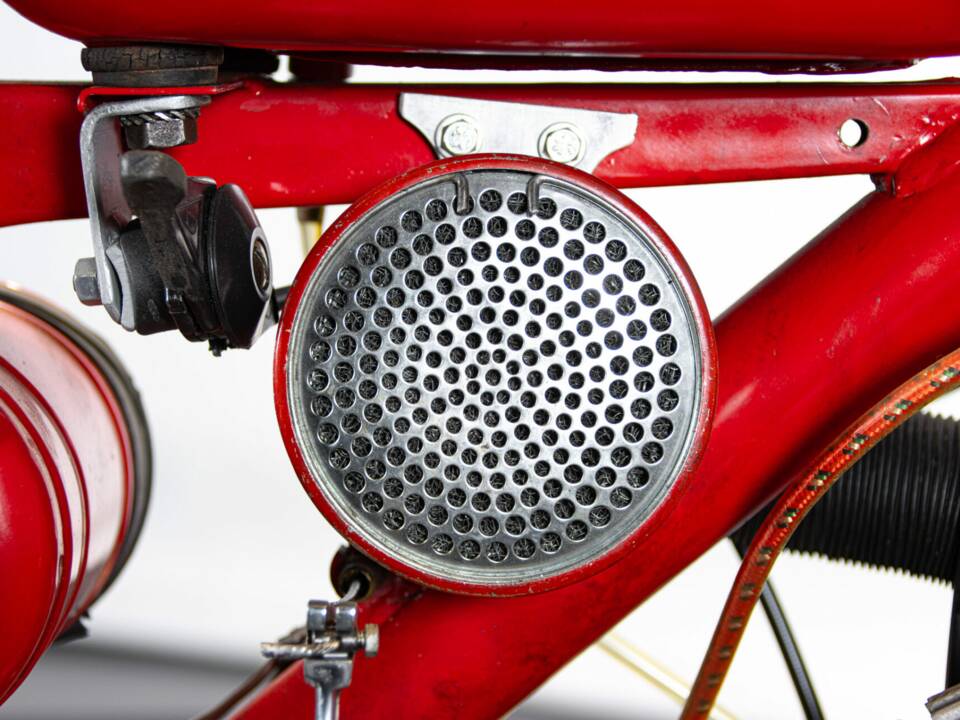 Afbeelding 35/42 van Moto Guzzi Motoleggera 65 (1954)