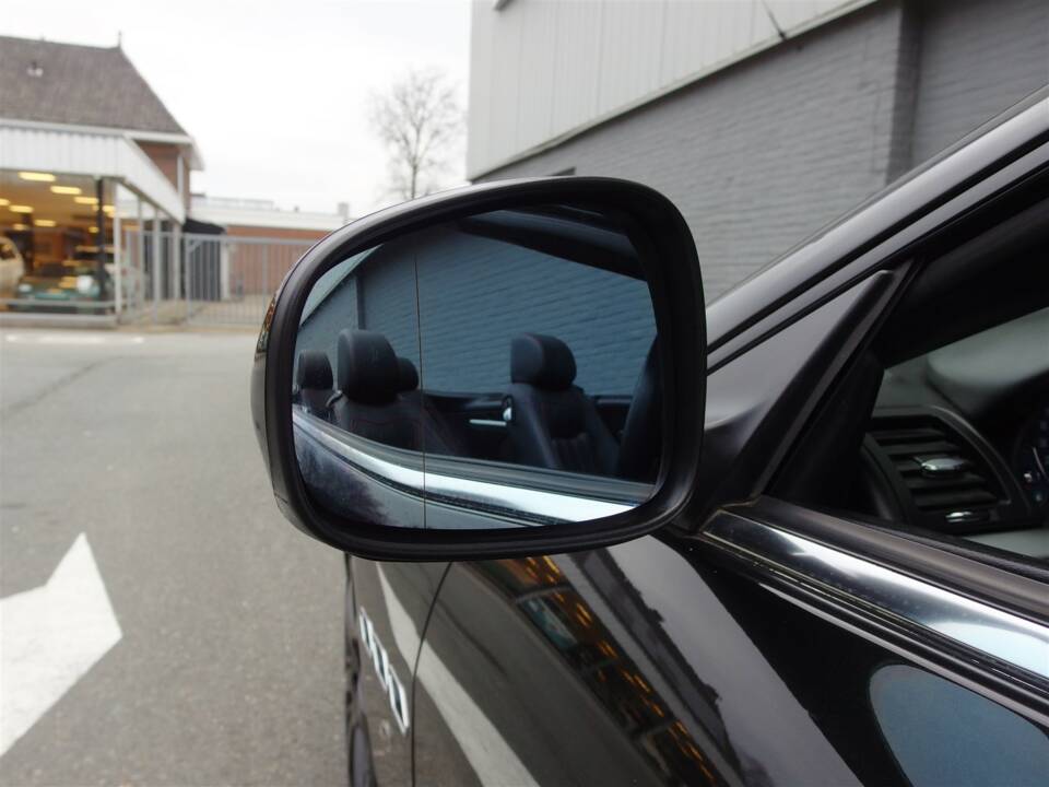 Immagine 26/93 di Maserati GranCabrio 4.7 (2010)