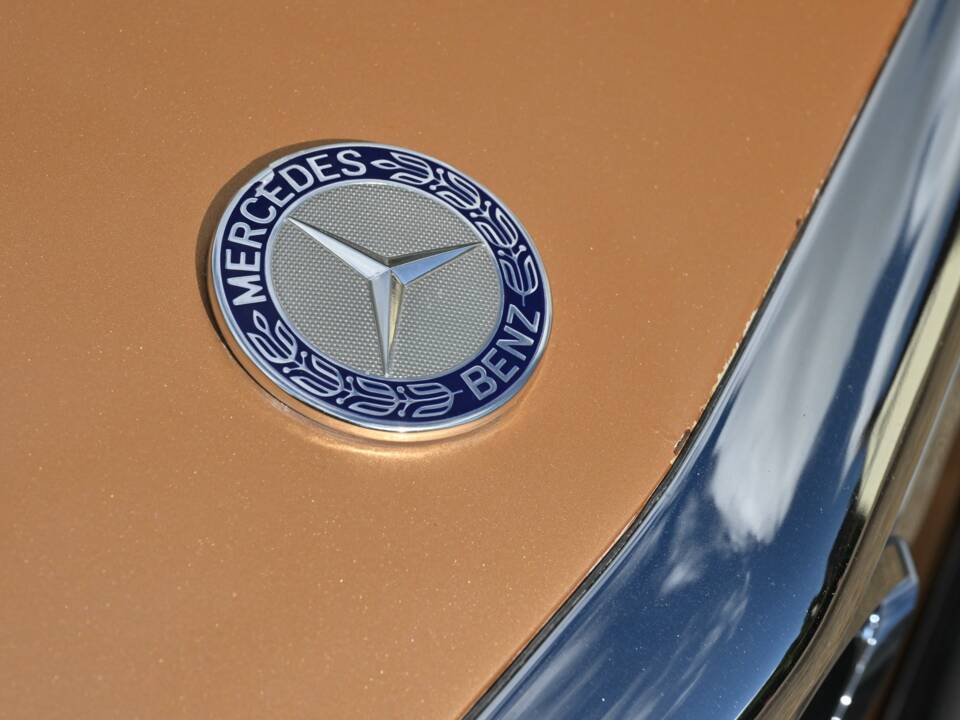 Bild 22/50 von Mercedes-Benz 350 SLC (1972)