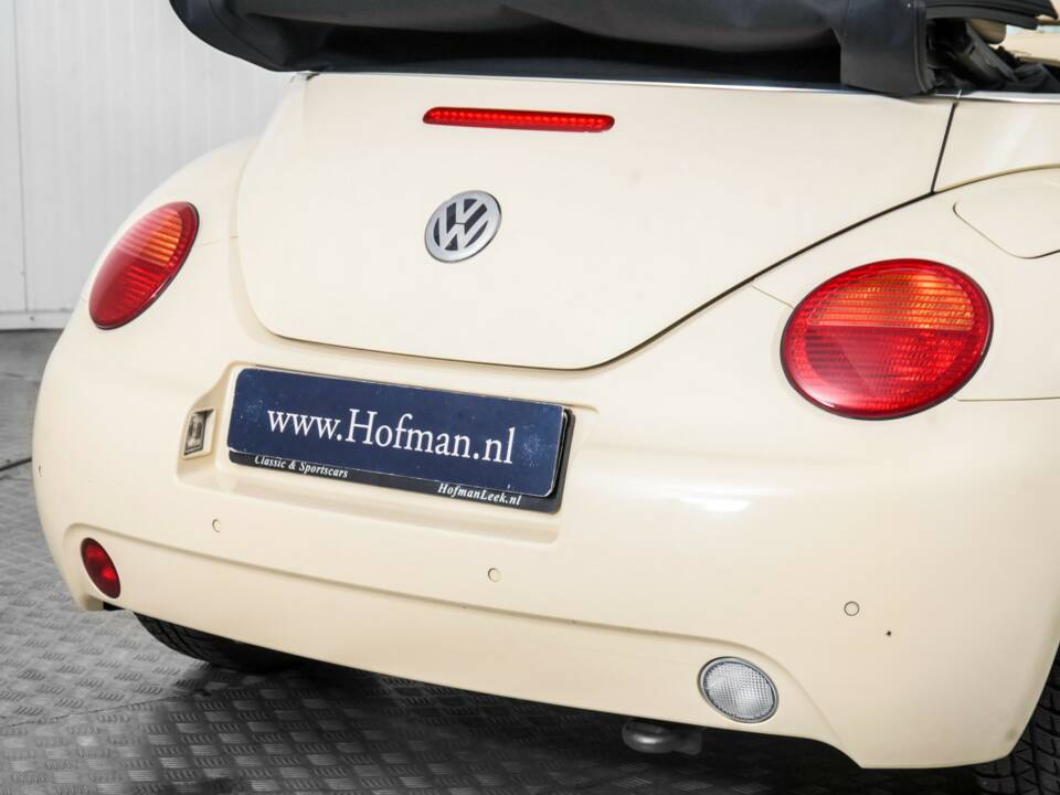 Bild 25/50 von Volkswagen New Beetle 1.6 (2003)