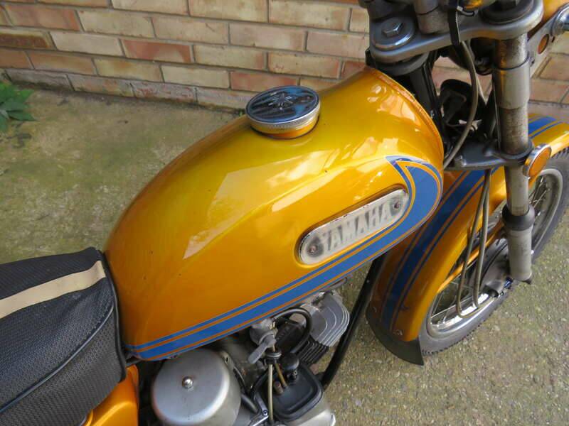 Bild 11/32 von Yamaha DUMMY (1972)