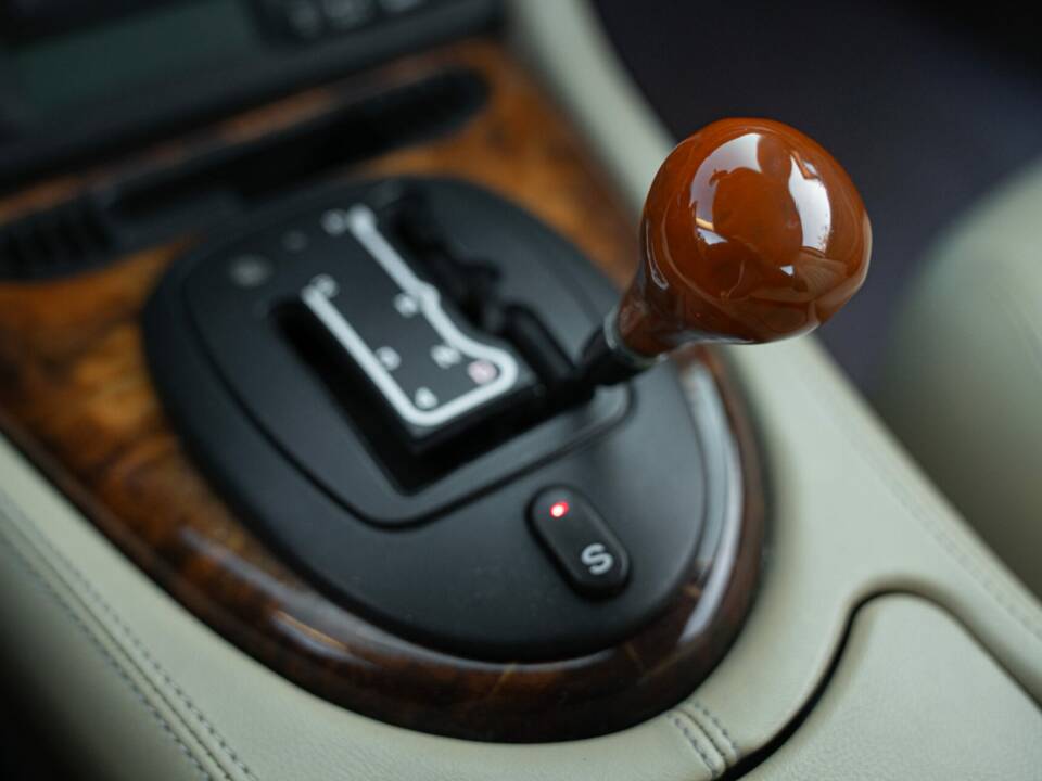 Bild 35/50 von Jaguar XK8 4.0 (1998)
