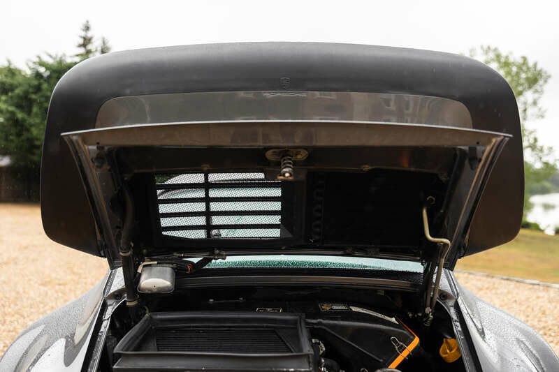 Afbeelding 46/50 van Porsche 911 Turbo 3.3 (1989)