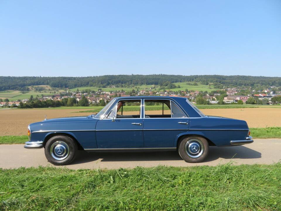 Imagen 3/17 de Mercedes-Benz 250 SE (1966)