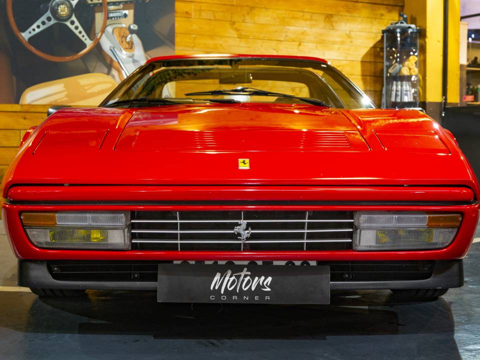 Image 2/10 of Ferrari 328 GTS (1988)