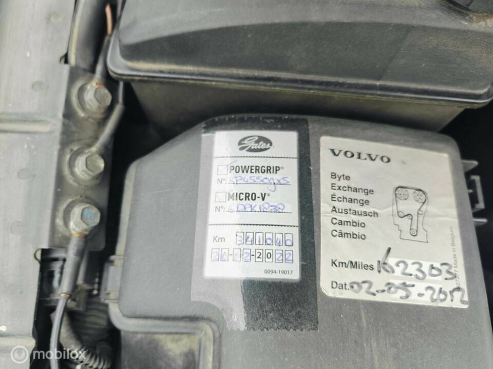 Imagen 30/40 de Volvo V 70 2.4 (2005)