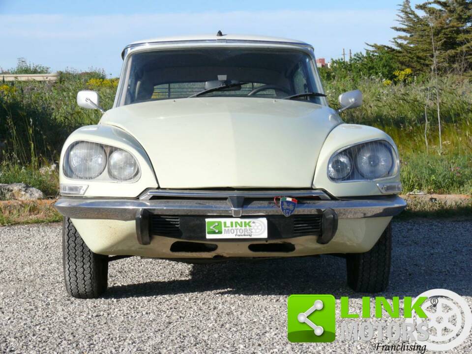 Immagine 2/10 di Citroën DS 20 (1973)