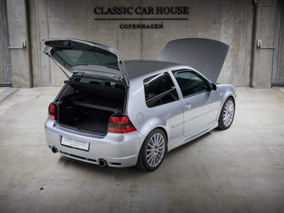 Bild 23/100 von Volkswagen Golf IV 3.2 R32 (2002)