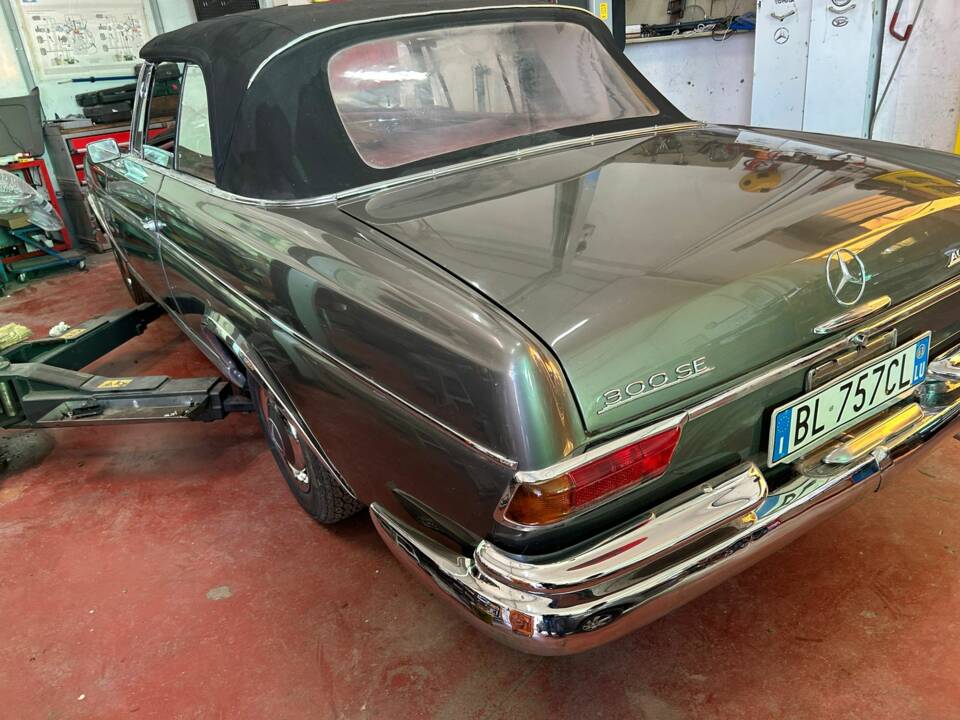 Bild 2/11 von Mercedes-Benz 300 SE (1963)