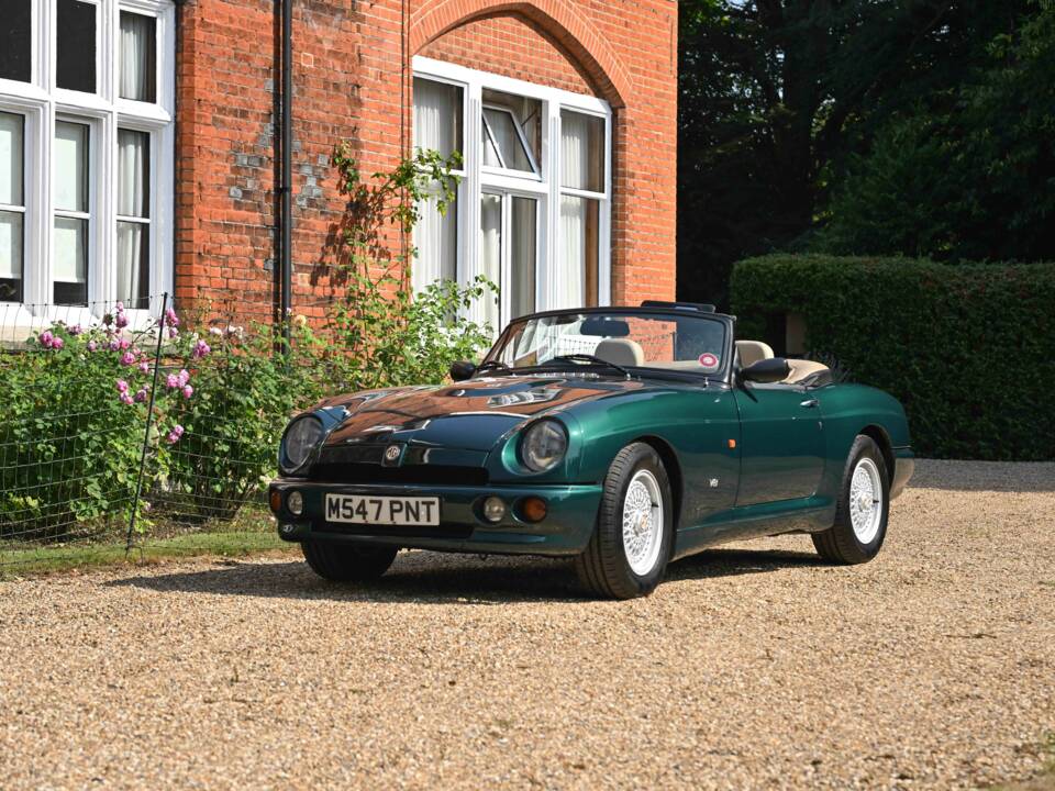 Bild 19/50 von MG RV8 (1995)