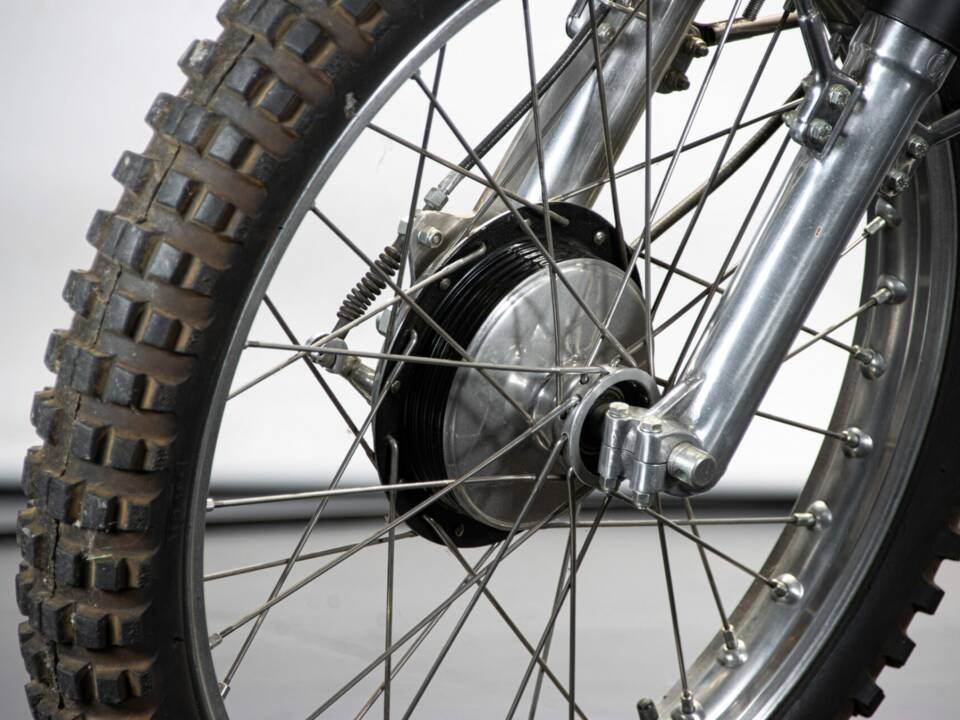 Image 12/50 de Bultaco Alpina 350 (1978)