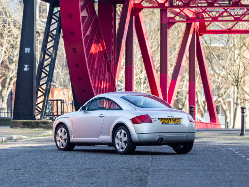 Bild 47/50 von Audi TT 1.8 T (1999)