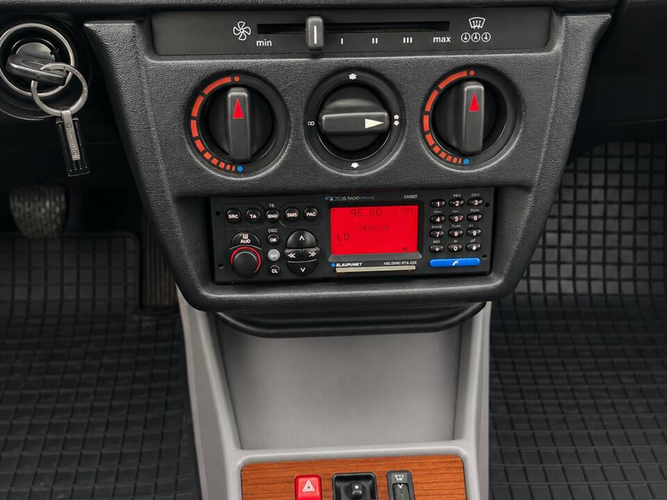 Image 7/12 of Mercedes-Benz 190 D 2.5 (1990)