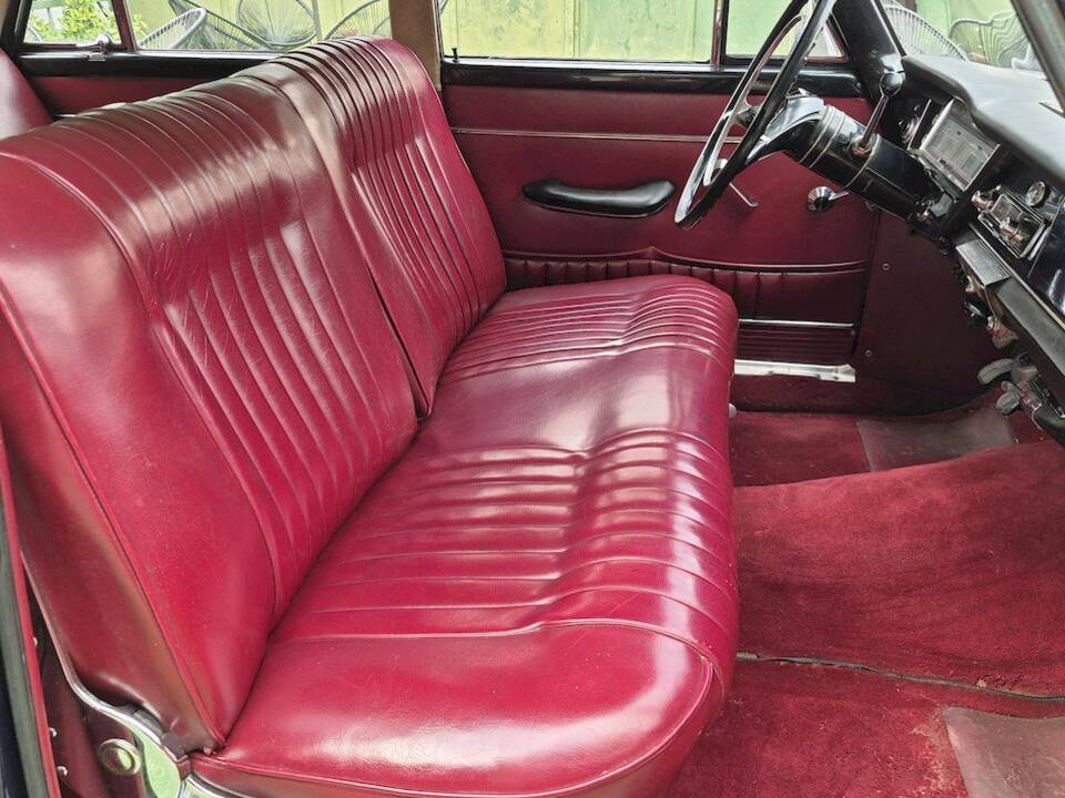 Bild 29/47 von FIAT 2300 (1961)
