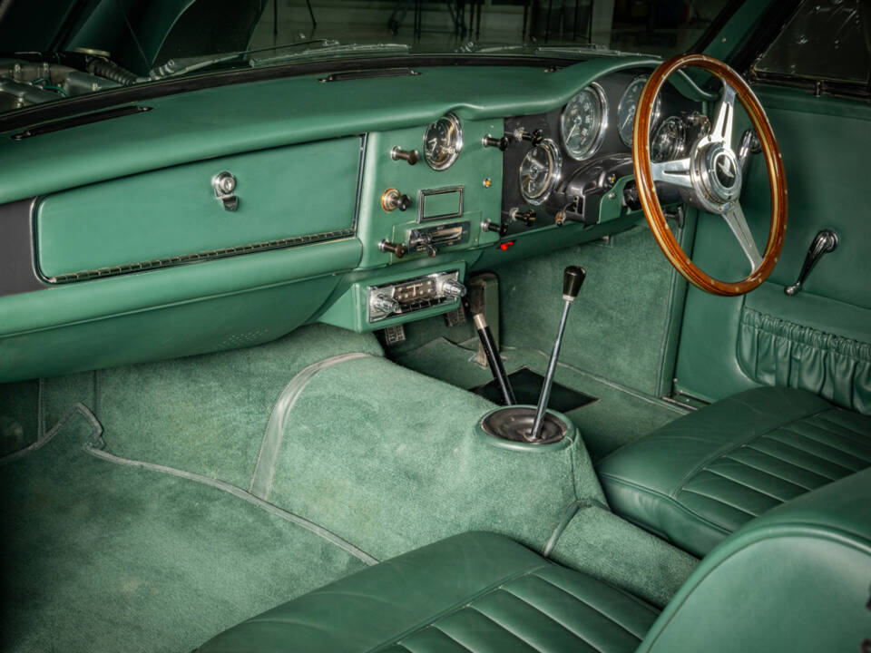 Immagine 14/30 di Aston Martin DB 4 Prototype (1957)