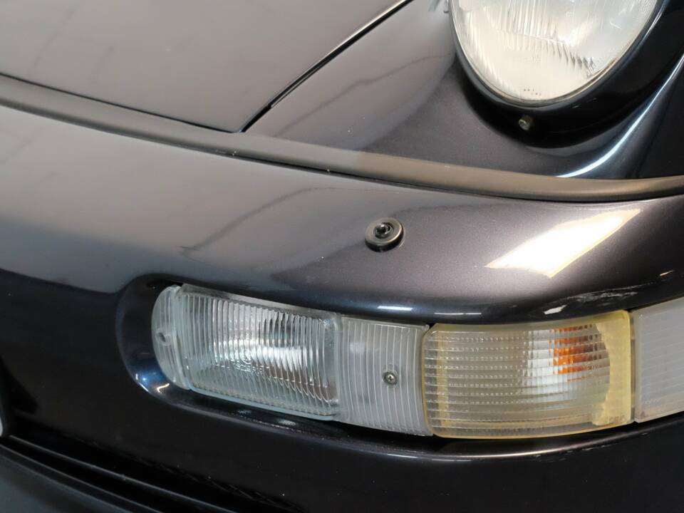 Imagen 15/26 de Porsche 911 Carrera 4 (1992)