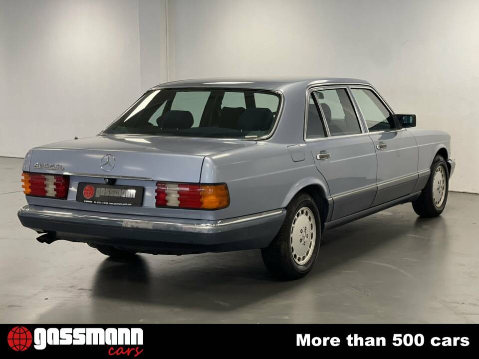 Bild 8/15 von Mercedes-Benz 420 SEL (1990)