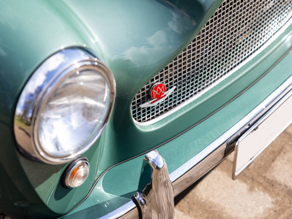 Image 30/50 of Aston Martin DB 2&#x2F;4 Mk III (1958)