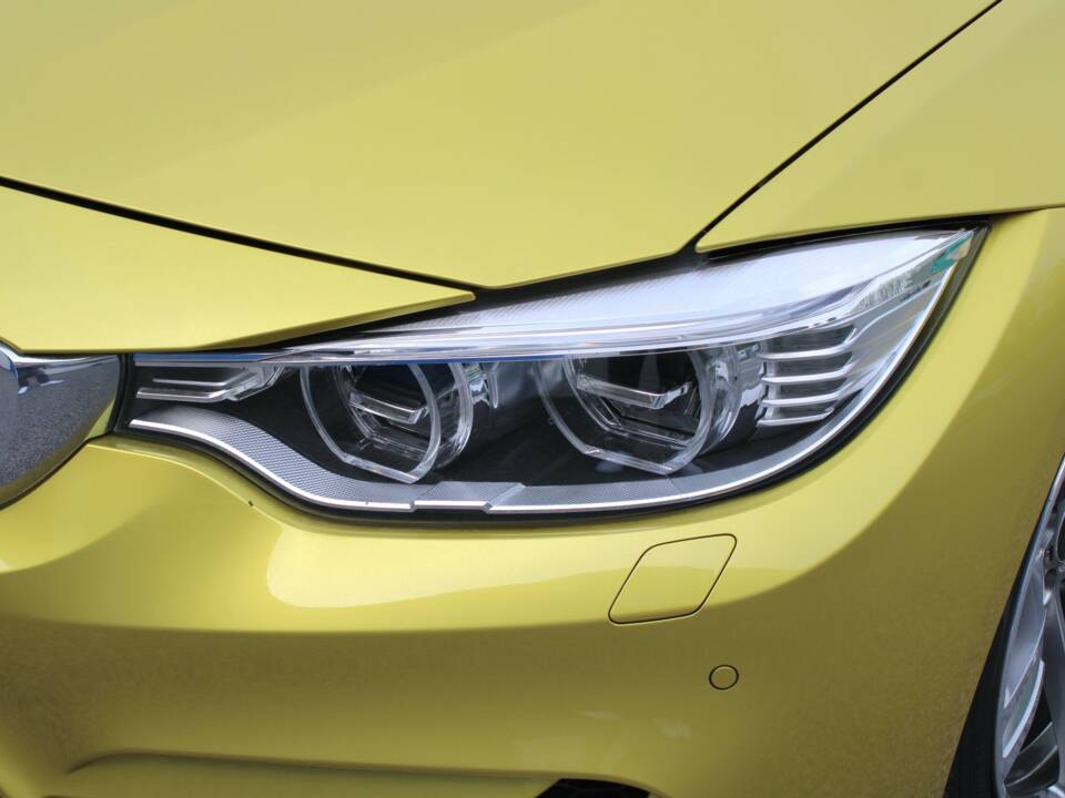 Image 11/98 of BMW M4 (2014)