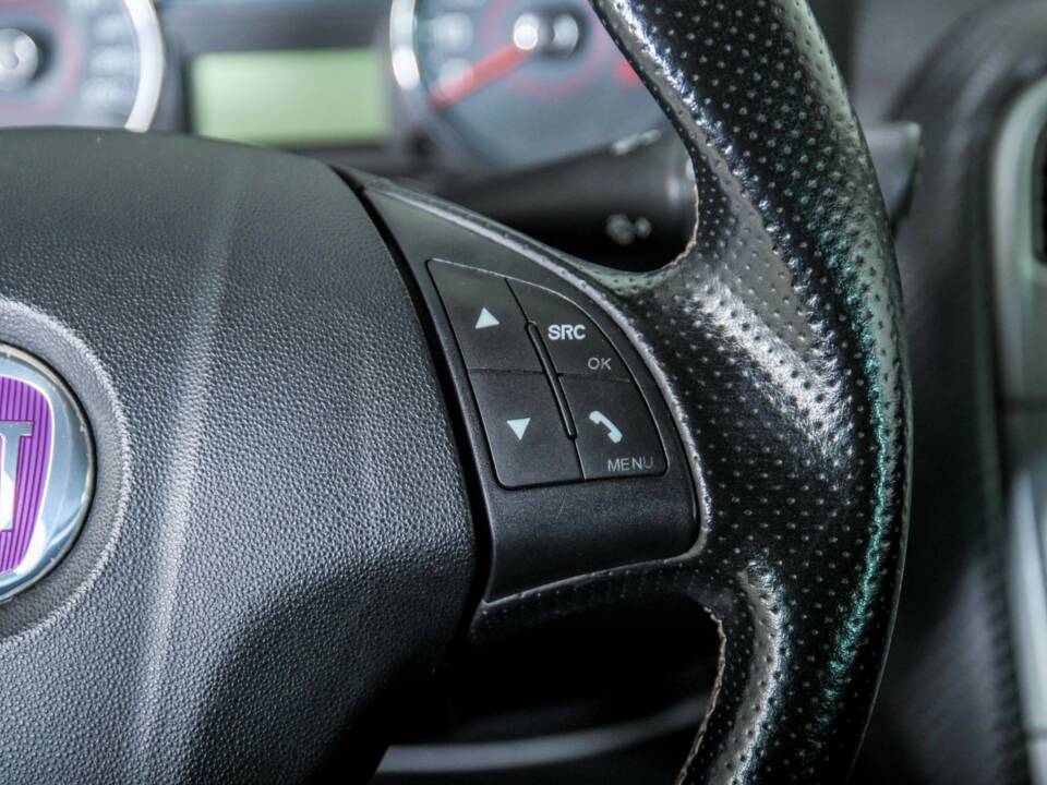 Bild 16/50 von FIAT Grande Punto 1.4 (2009)