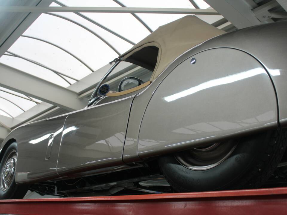 Bild 24/50 von Jaguar XK 120 OTS (1952)