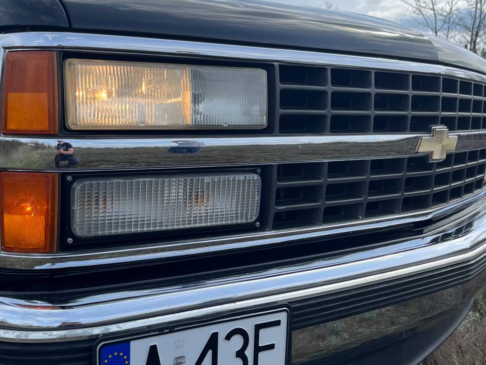Image 16/23 of Chevrolet C1500 (1991)