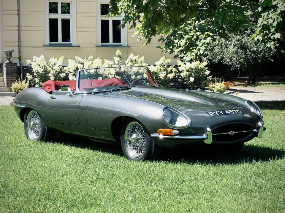 Imagen 1/6 de Jaguar E-Type 4.2 (1965)