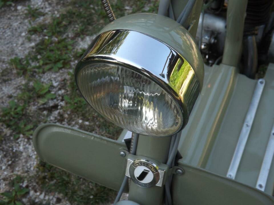 Immagine 15/50 di Innocenti Lambretta D 125 (1958)