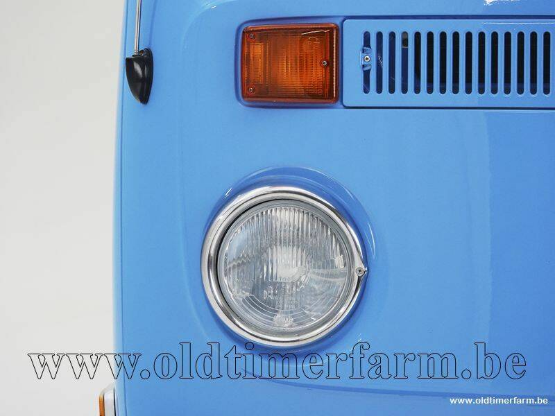 Image 13/15 de Volkswagen T2b Camper (1973)