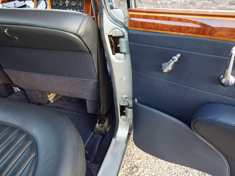 Bild 35/50 von Jaguar Mk II 3.4 (1964)
