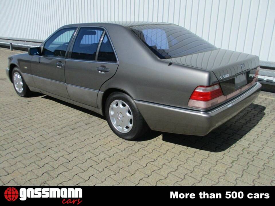 Bild 6/15 von Mercedes-Benz 300 SE (1992)