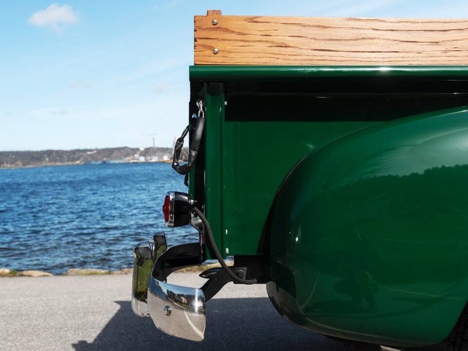 Imagen 52/100 de Chevrolet 3100 ½-ton Stepside (1949)