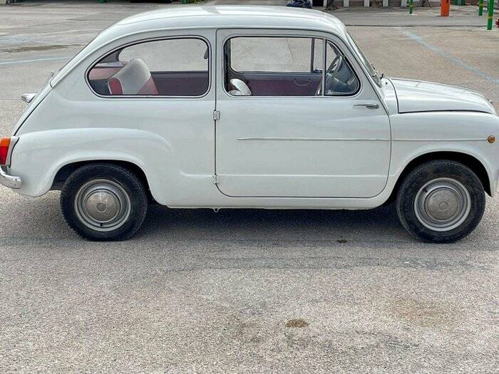 Immagine 4/6 di FIAT 600 D (1963)