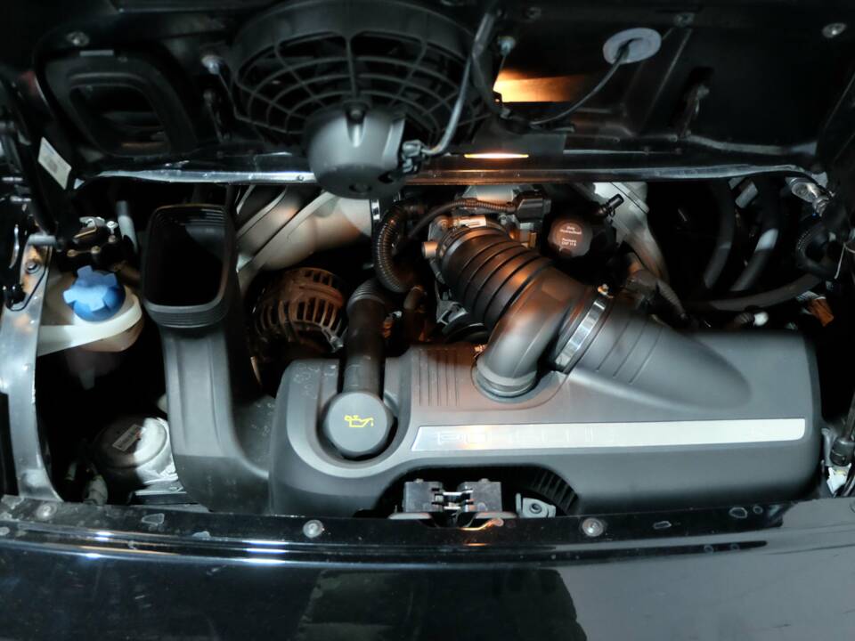 Bild 27/29 von Porsche 911 Carrera S (2006)