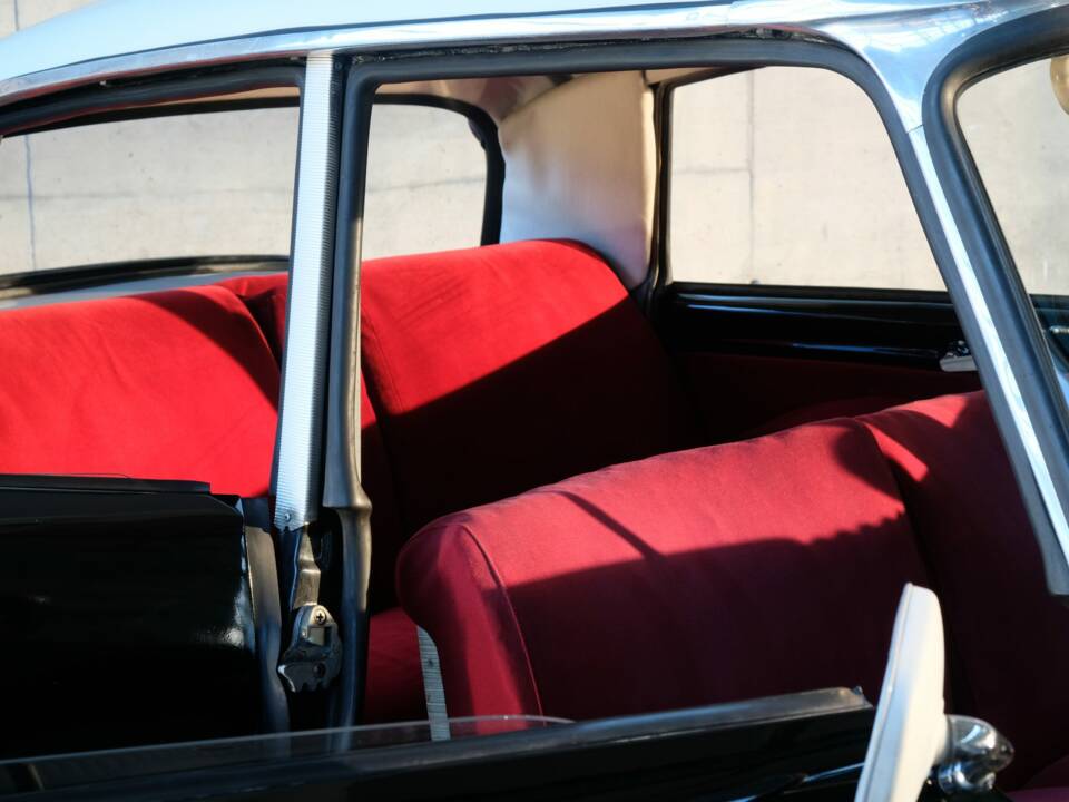 Bild 27/46 von Citroën ID 19 (1962)