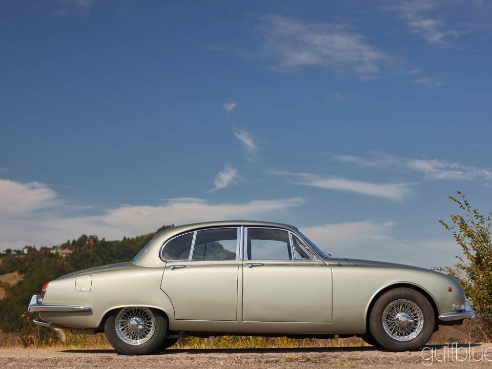 Imagen 3/50 de Jaguar S-Type 3.8 (1966)