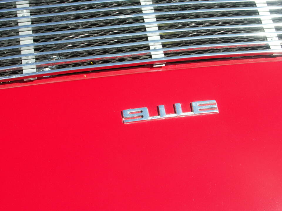 Image 15/38 of Porsche 911 2.2 E (1971)