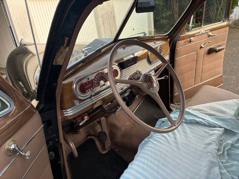 Immagine 16/18 di Oldsmobile 66 (1941)